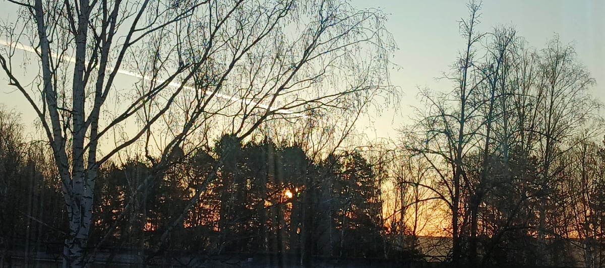 Sunset to sunrise transition observed in Chaikovsky, Russia