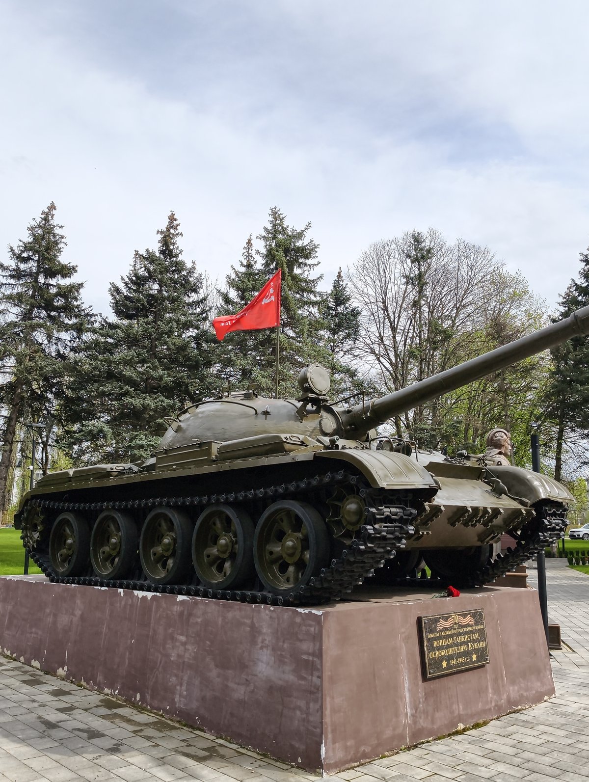 Ordinary moments captured across Krasnodar region playgrounds and monuments