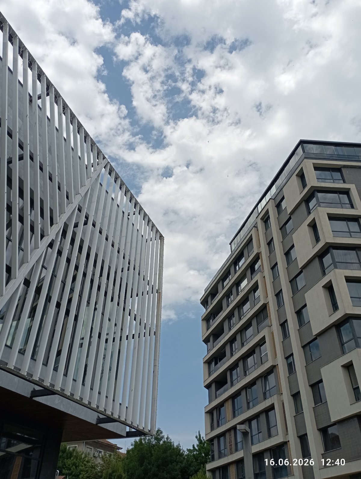A Burgas morning: luxury car, city streets, and random life