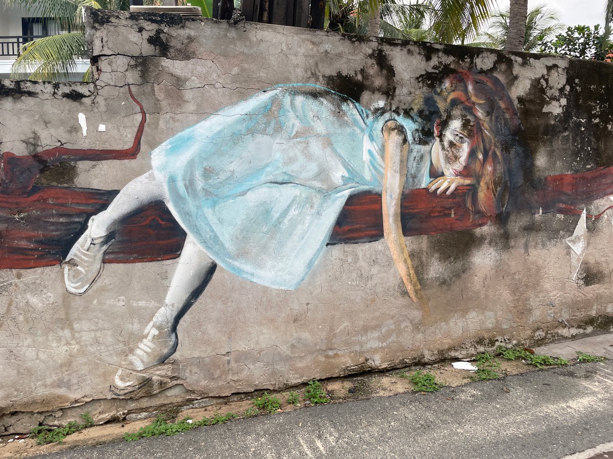 Street art and daily life documented in Vietnamese ward