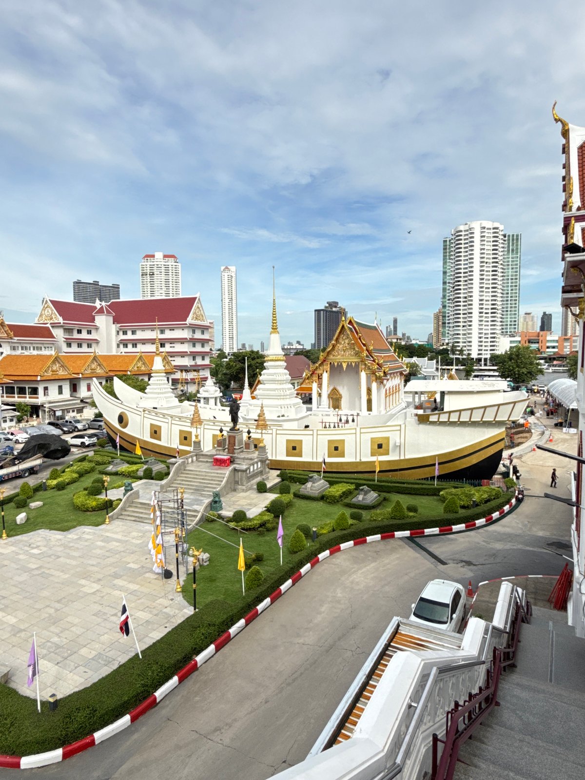 Bangkok temple complex with ship museum, seen from multiple angles