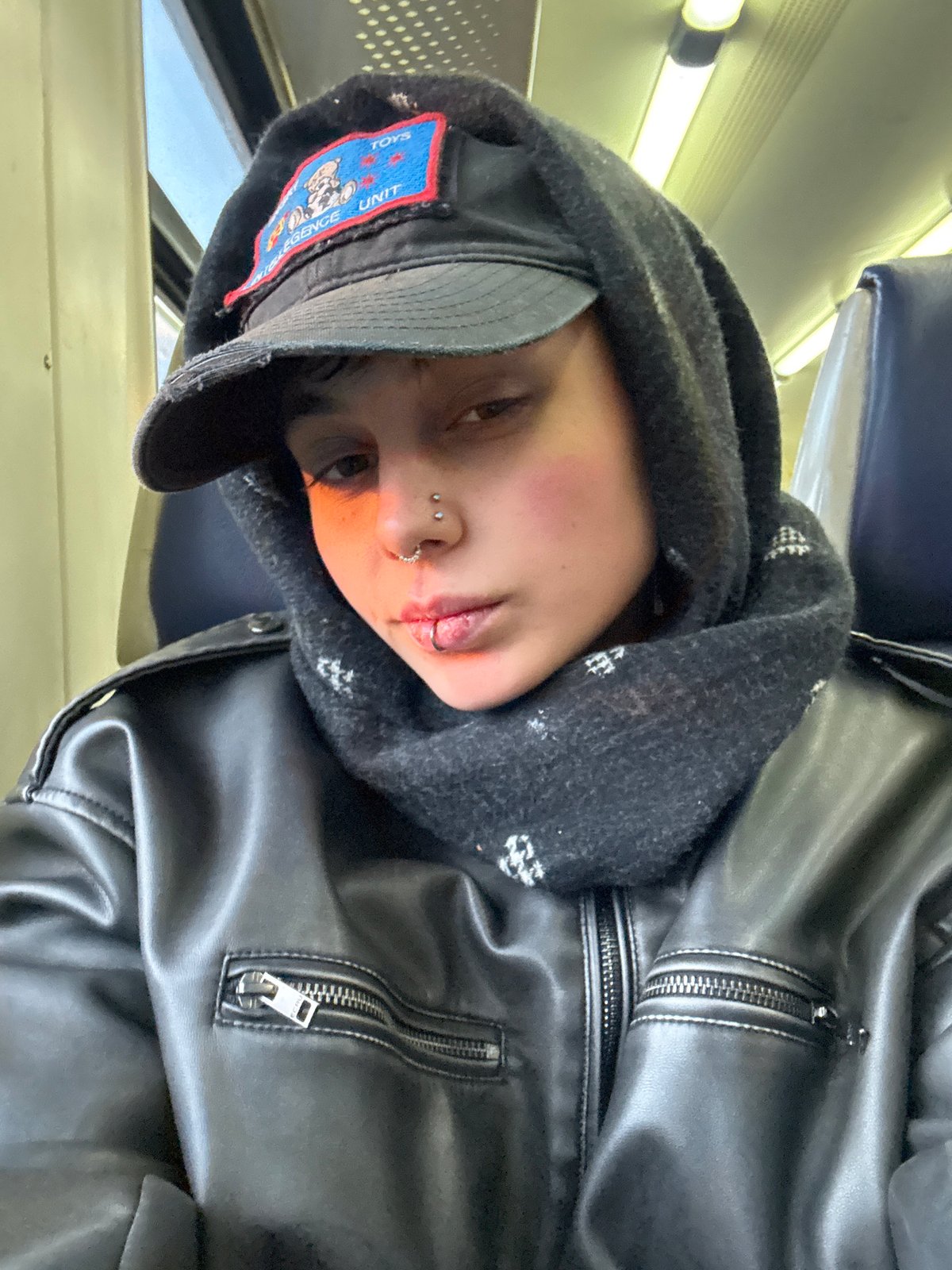 Person in distinctive gear with orange makeup spotted in Russia