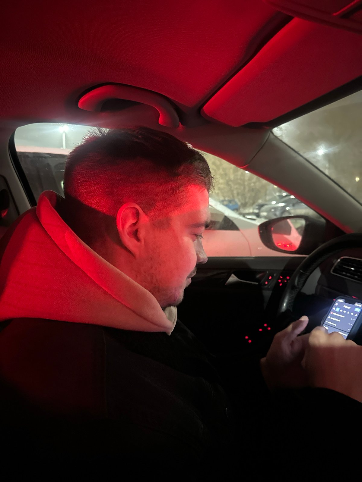 Man appears unconscious in car in Kazan
