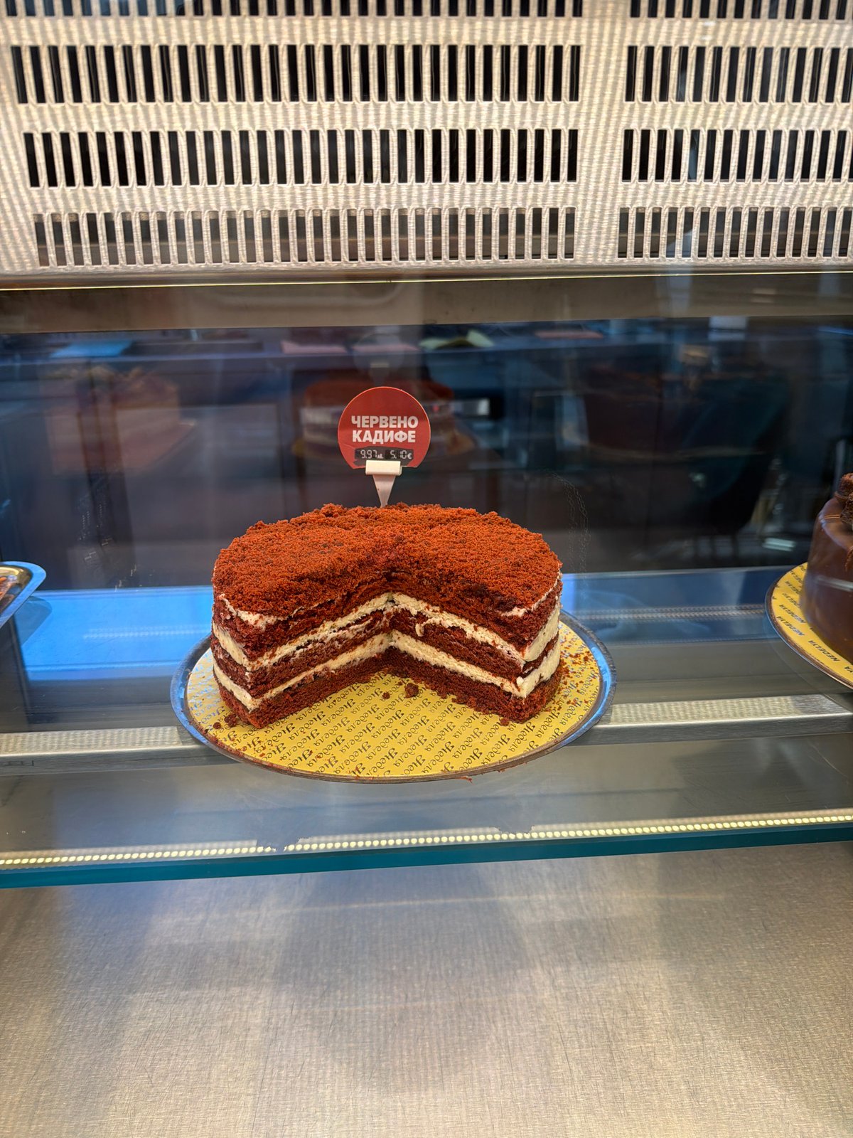 Food tour documented across Plovdiv cafes and viewpoints