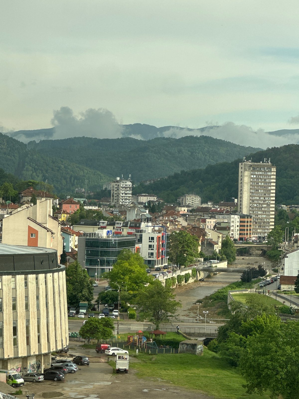 Woman takes mirror selfies in Gabrovo electronics store