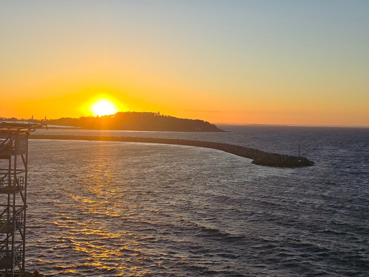 Sunset and coastal scenes documented in Randaberg, Norway