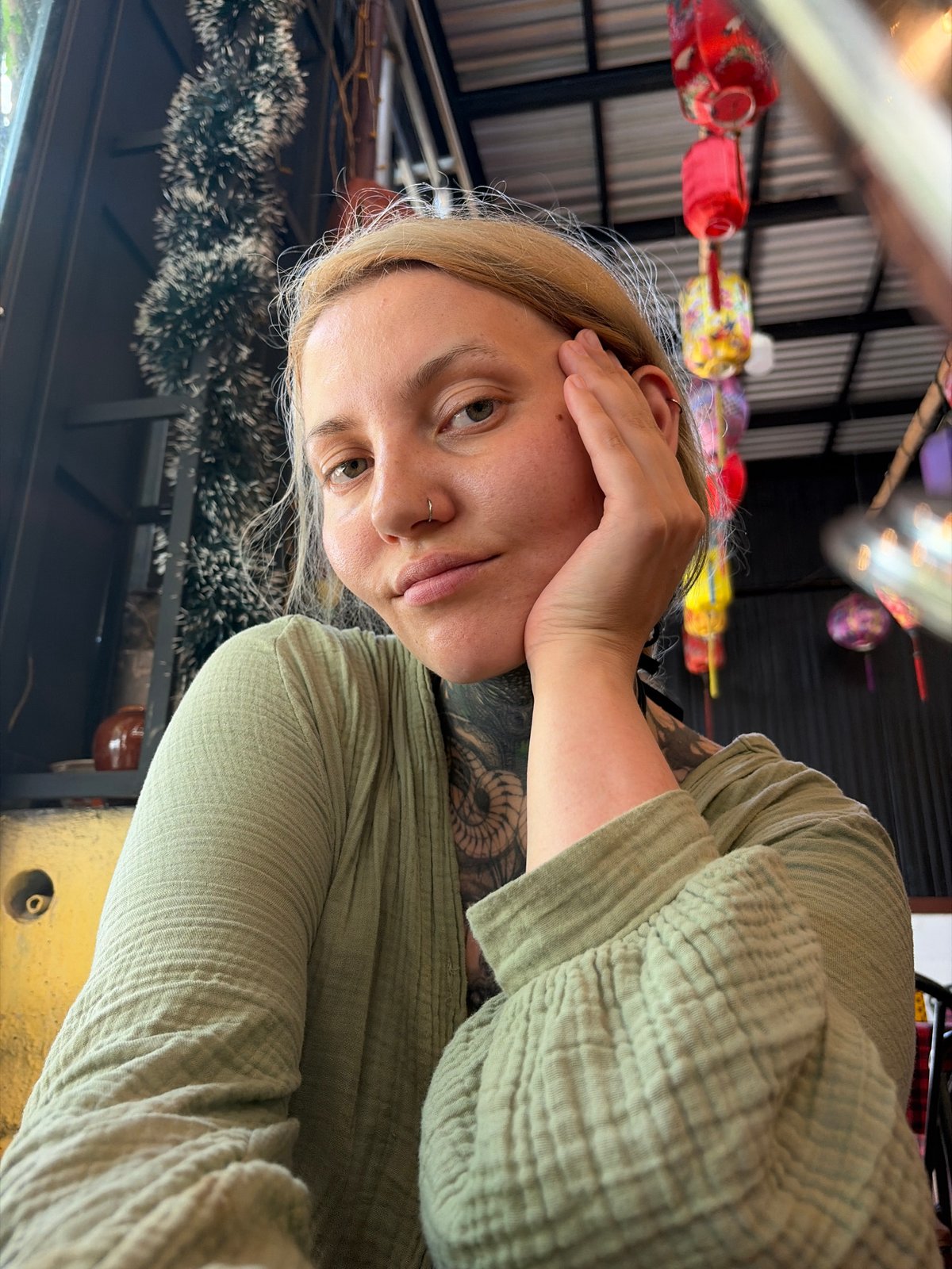 Morning meal documented at Vietnamese restaurant in Đà Nẵng