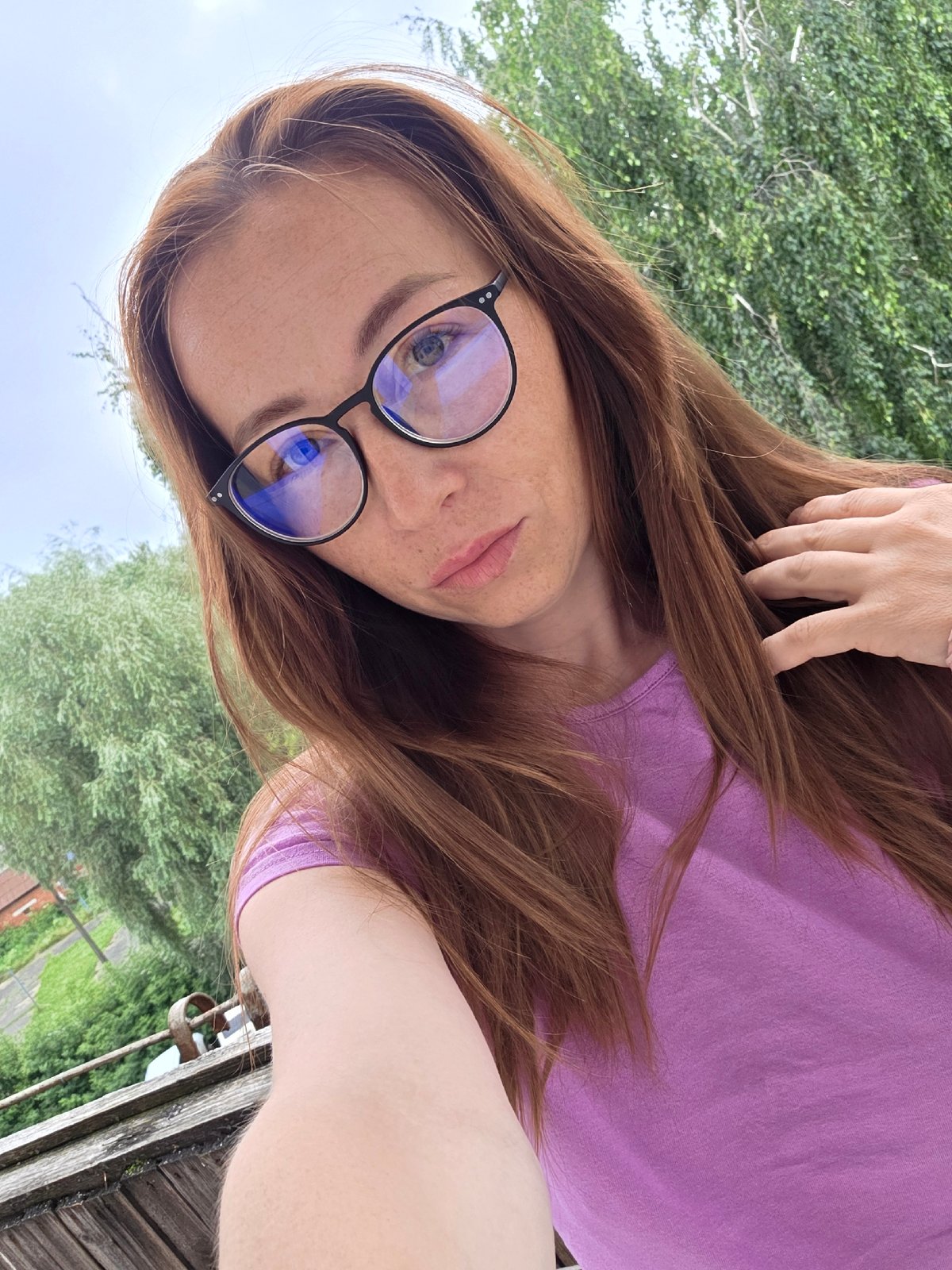 Quick selfie session outdoors, same look, different poses