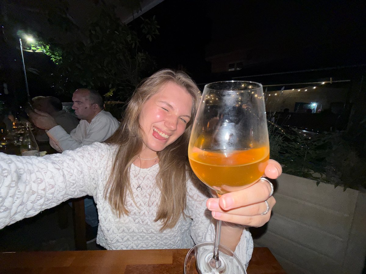 Evening dinner with drinks at an outdoor Belgrade restaurant.