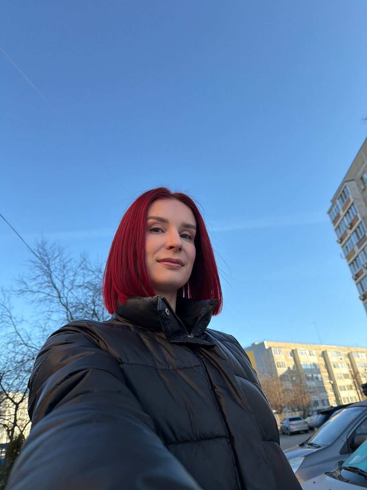 Morning moments: Woman documents family time with child, cat in Chaikovsky