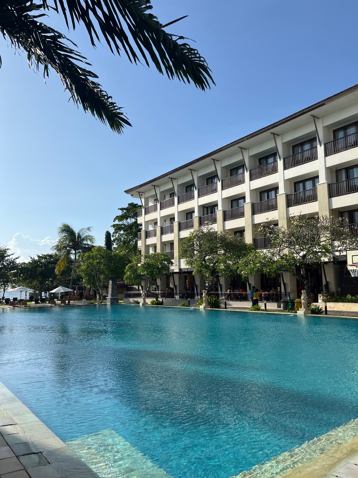 Inside a Kuta Selatan resort: grounds, decor, and amenities