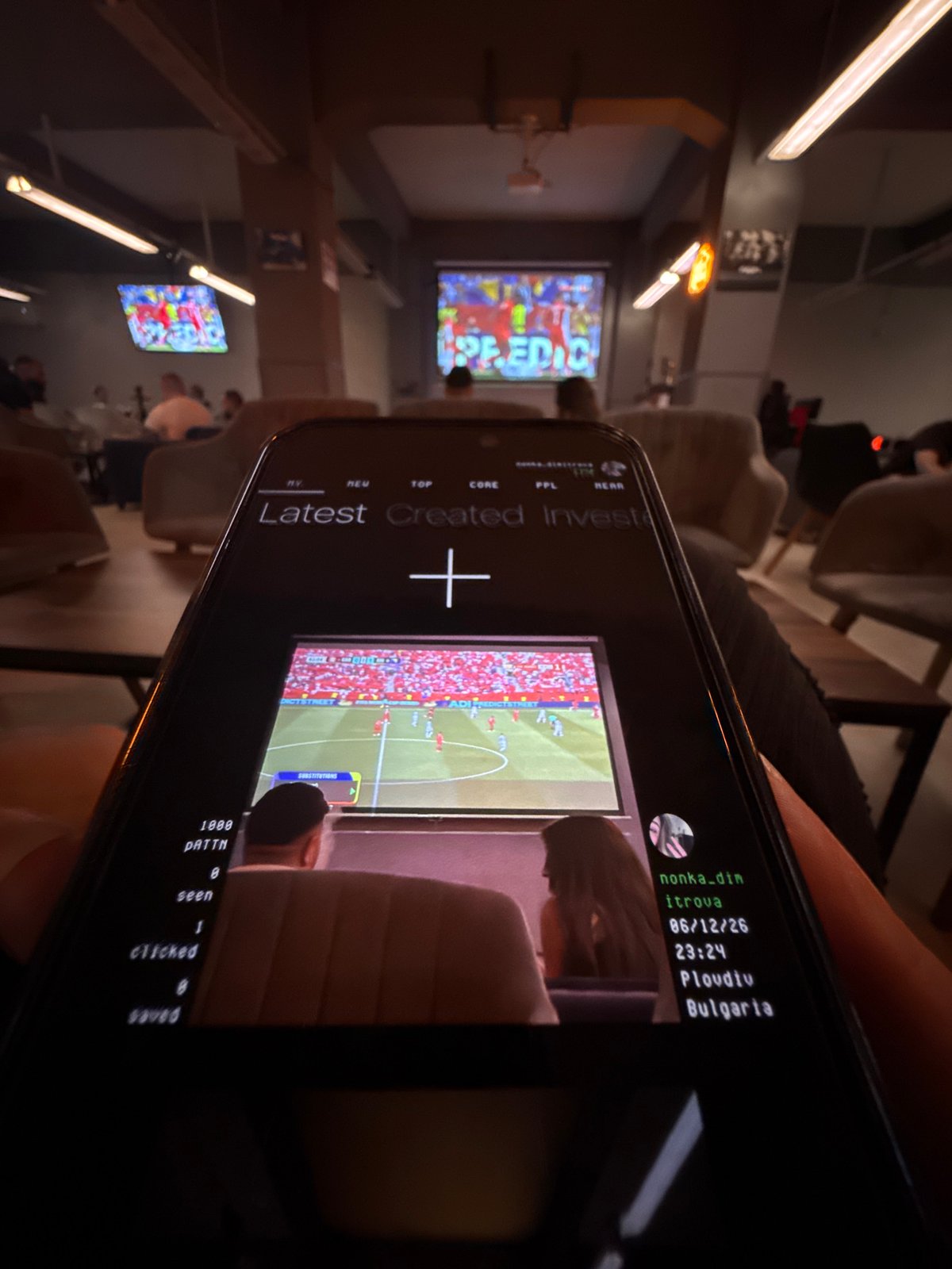 Evening football viewing at Plovdiv hookah lounge draws patrons