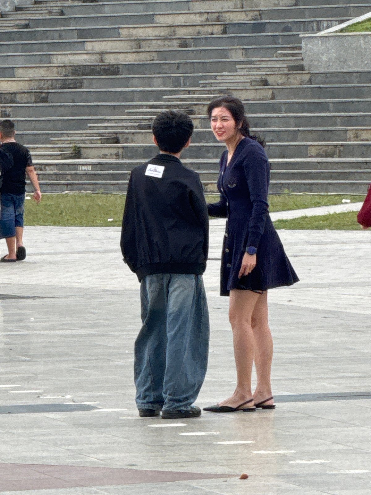 Groups gather at Da Lat's golden-roofed landmark and surrounding area.
