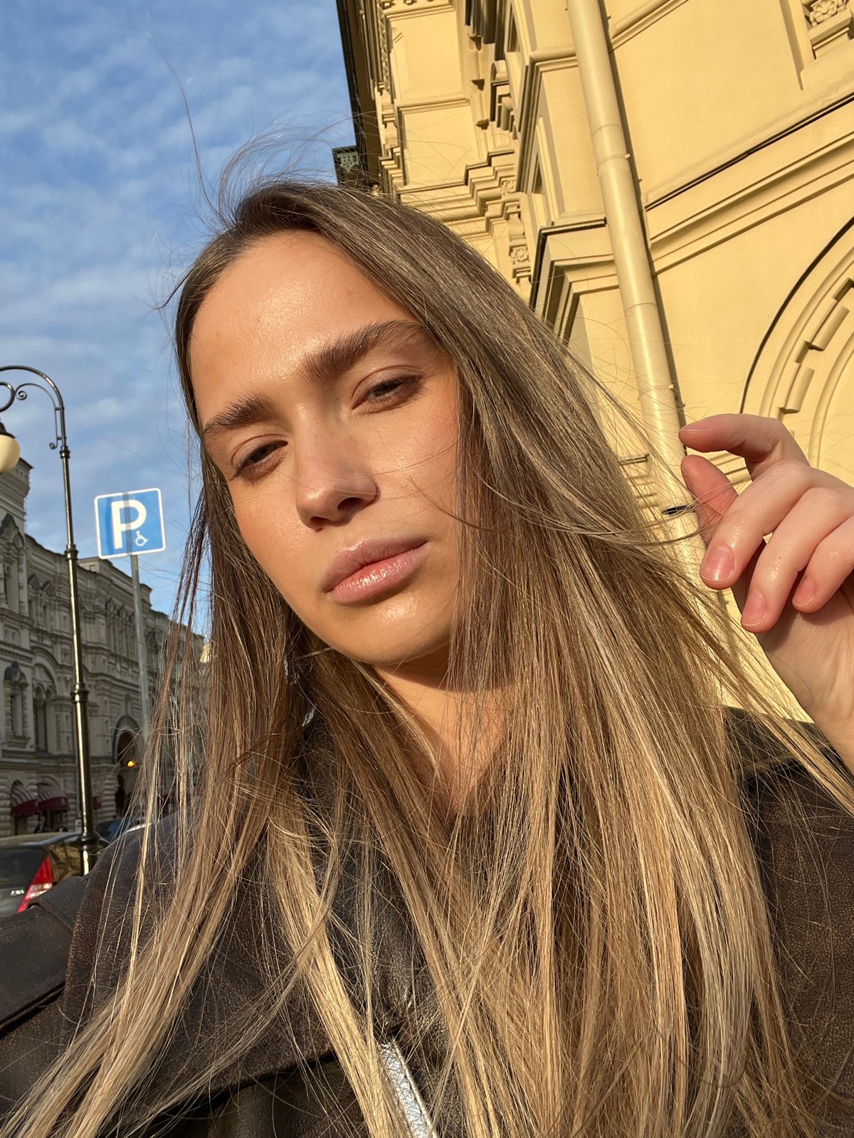 Street portrait session captured in Lyubertsy, Russia