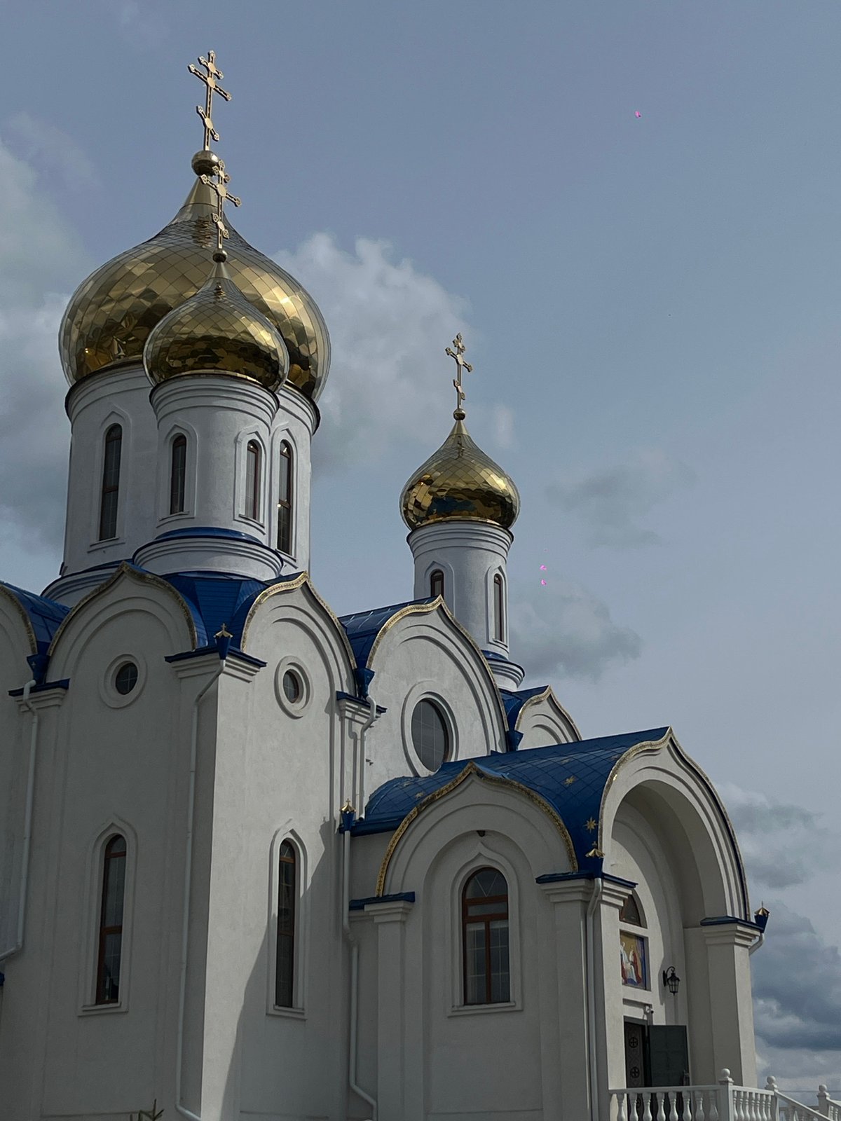 Mother and baby's quiet moments captured in Russian town
