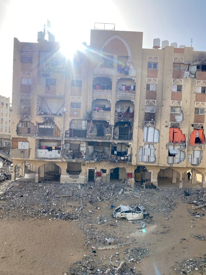 Khan Yunis witness documents destruction and resilience January 2026