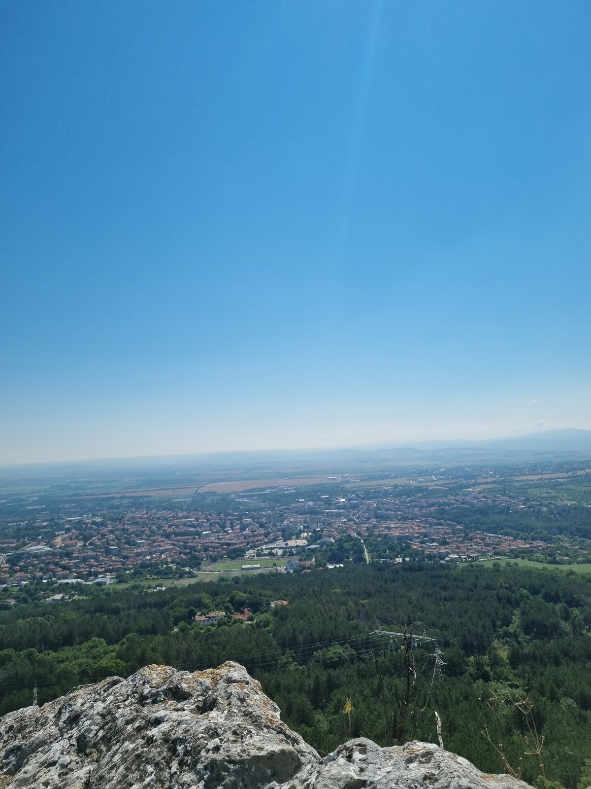 Hilltop views over Gorna Oryahovitsa on a clear July morning