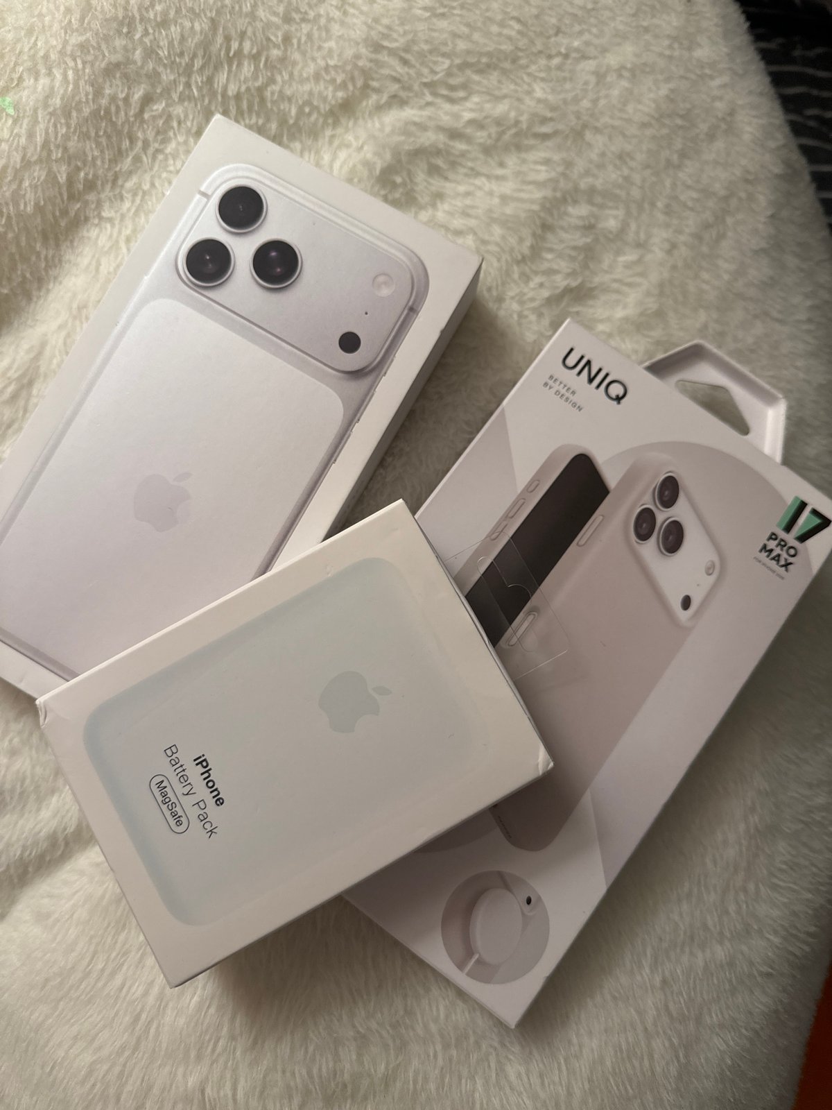 iPhone 15 Pro Max unboxing captured in Odintsovo, Russia