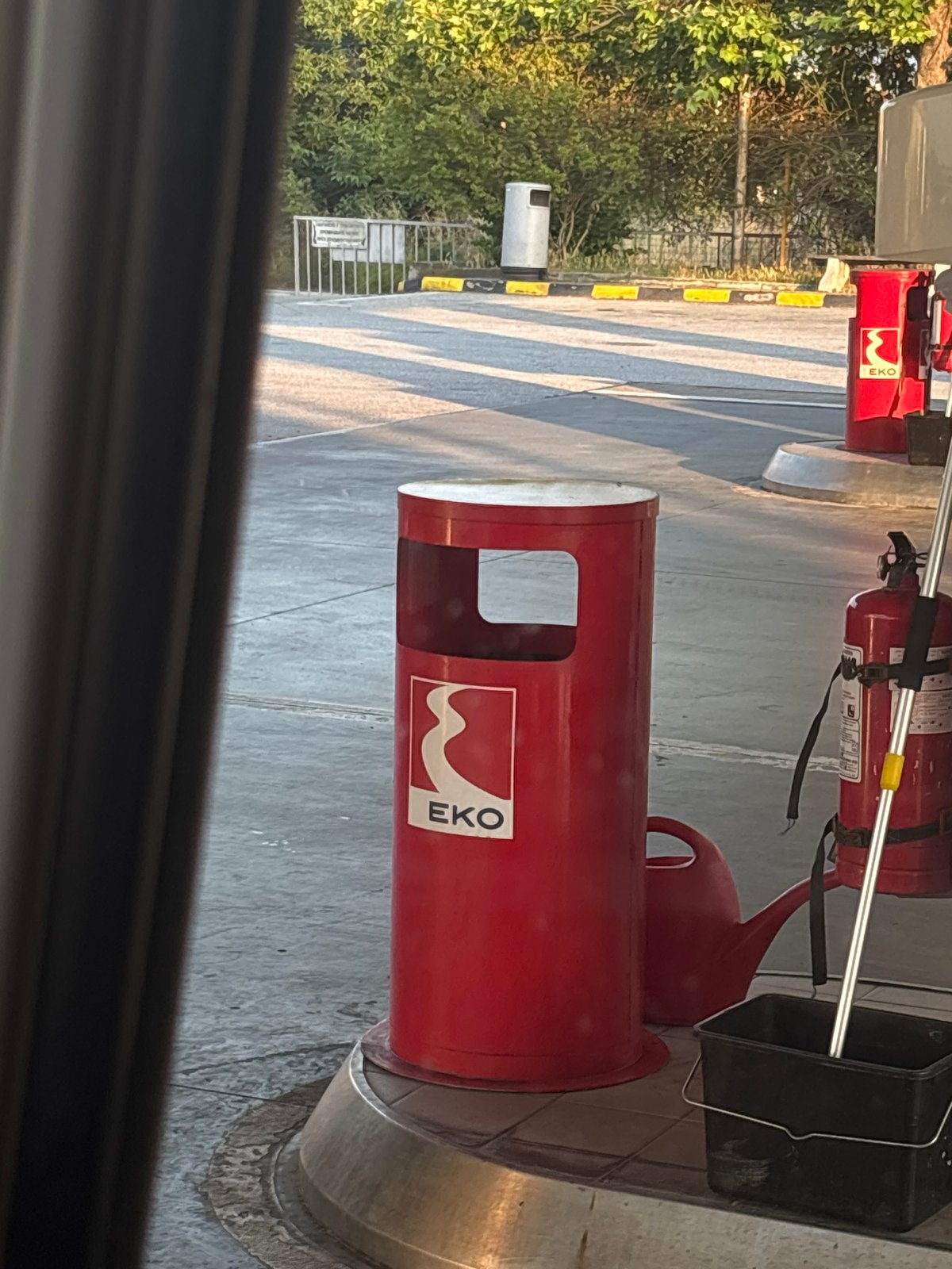 Driver documents routine gas station stop in Tsaratsovo, Bulgaria