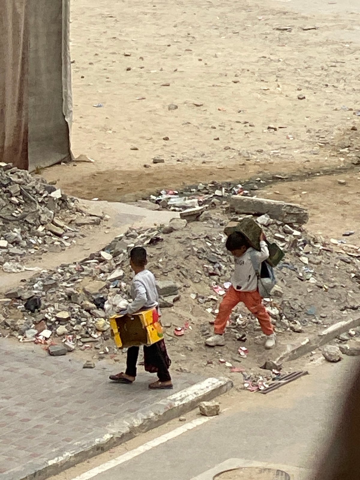 Morning life continues amid destruction in Khan Yunis