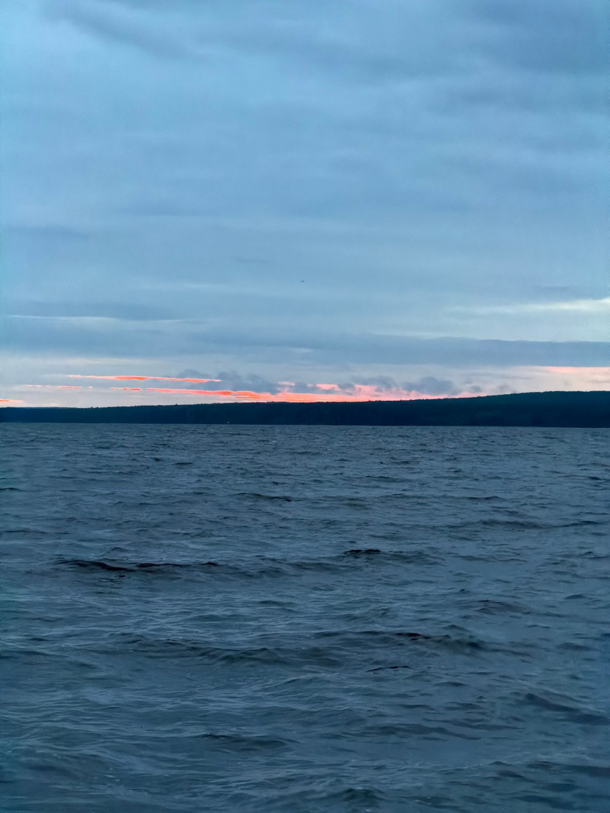 Evening photo session at Votkinsk Reservoir, Chaikovsky