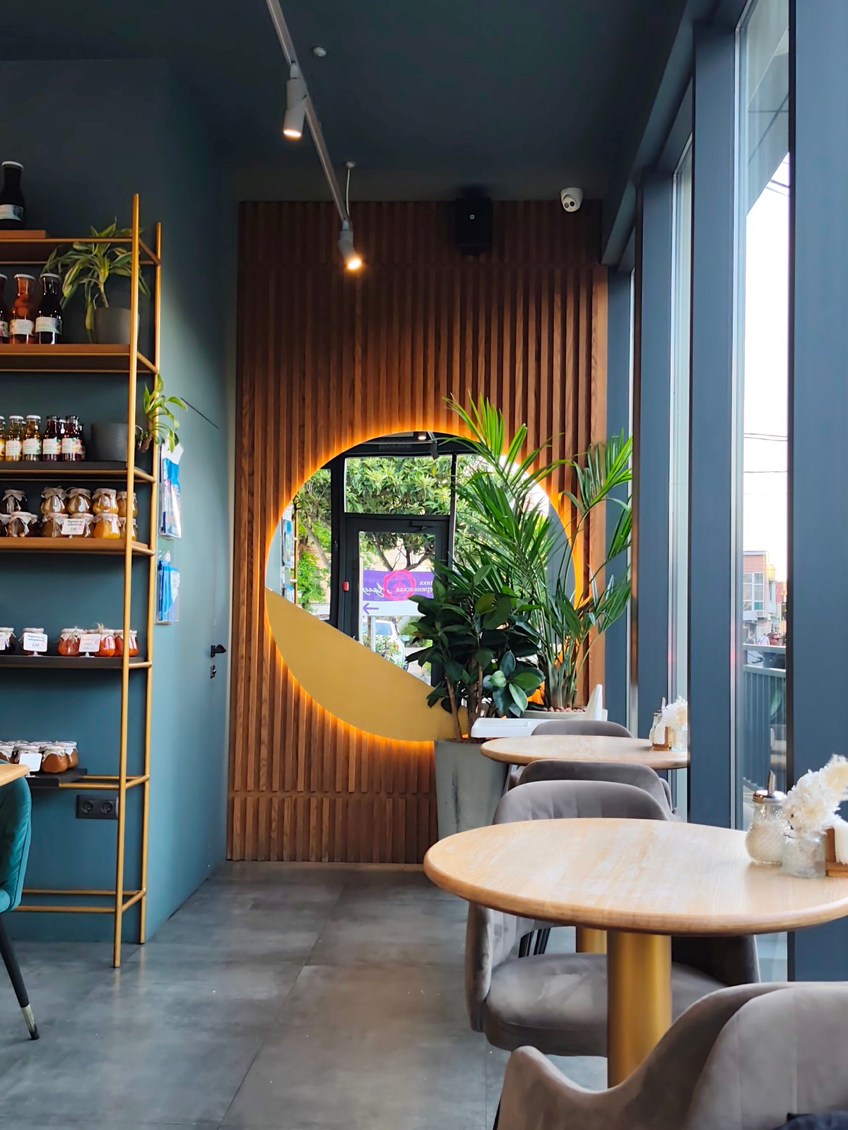 Coffee and latte art at a modern Sochi café