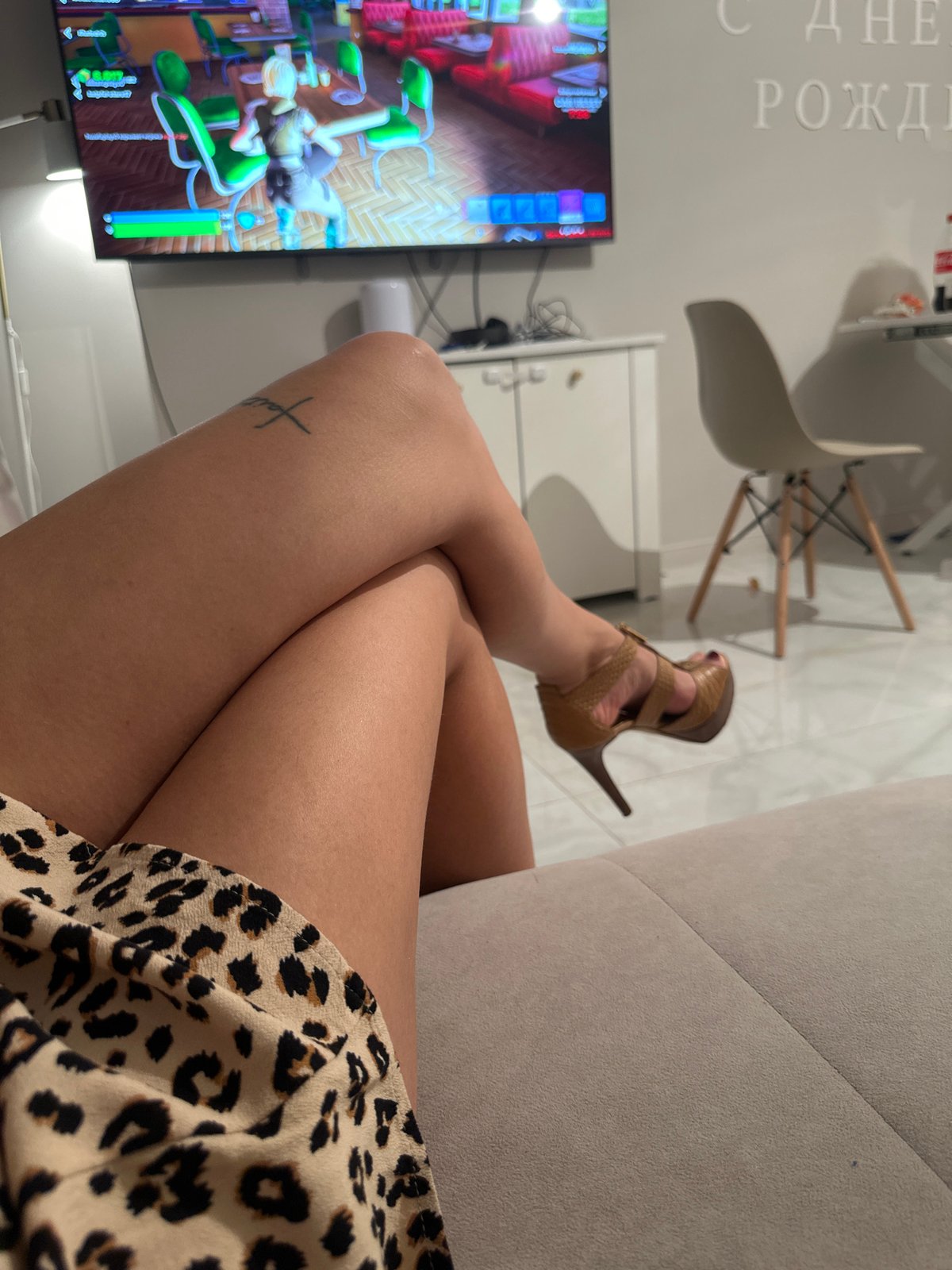 Quiet evening at home in Khimki apartment