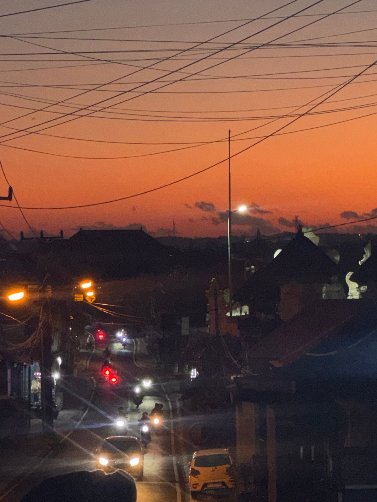 Evening street scenes and Balinese architecture documented in Kuta Selatan