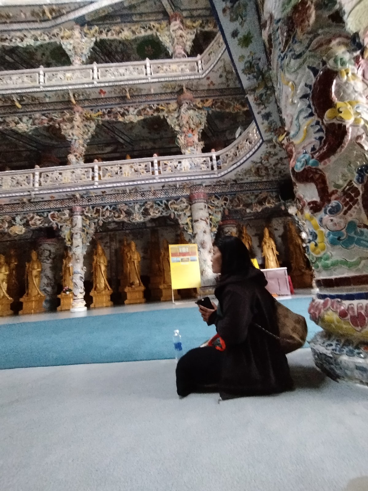 Morning temple visit documented at Bái Đính complex Vietnam