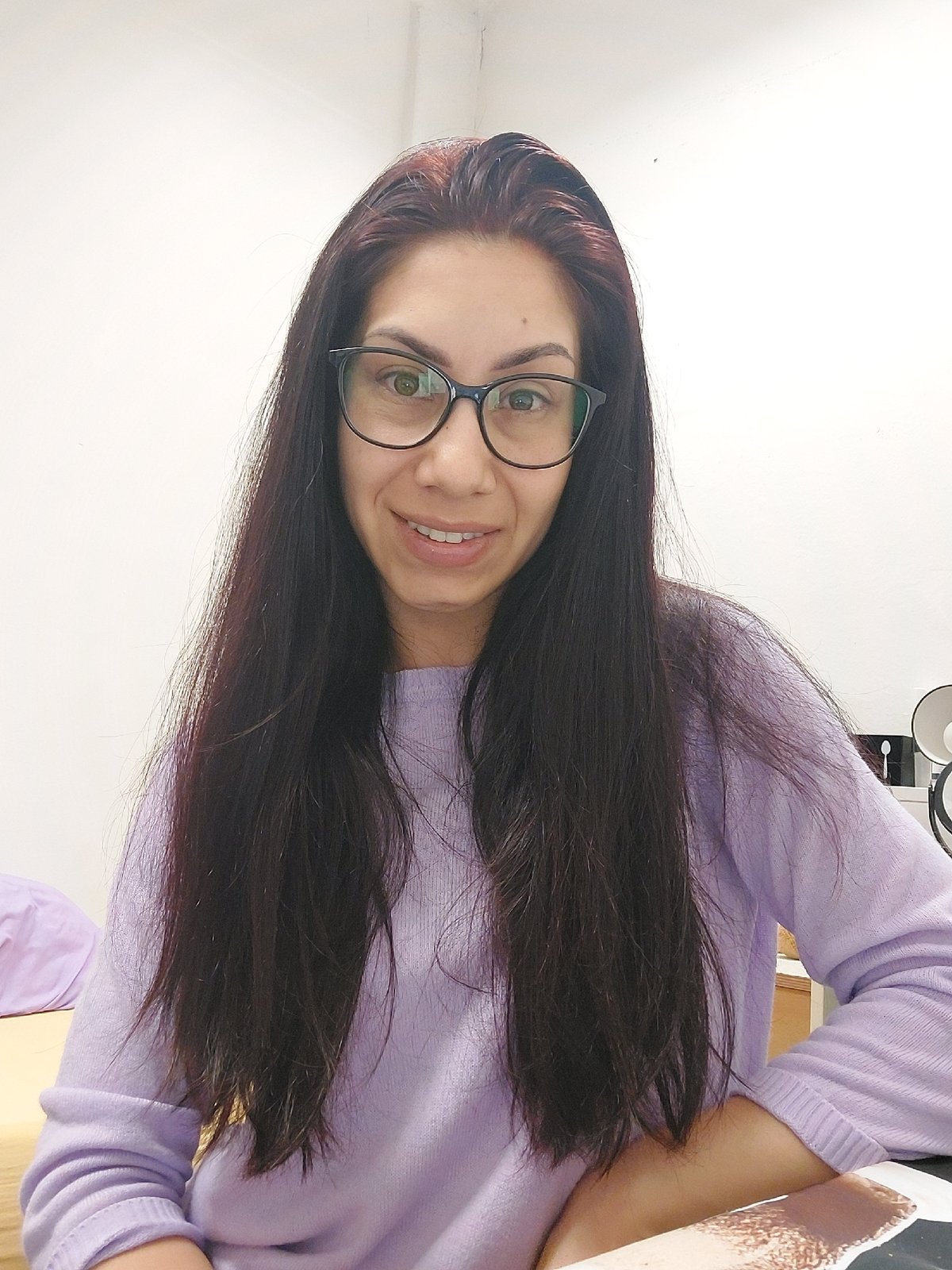 Quick selfie series at a desk in Landshut