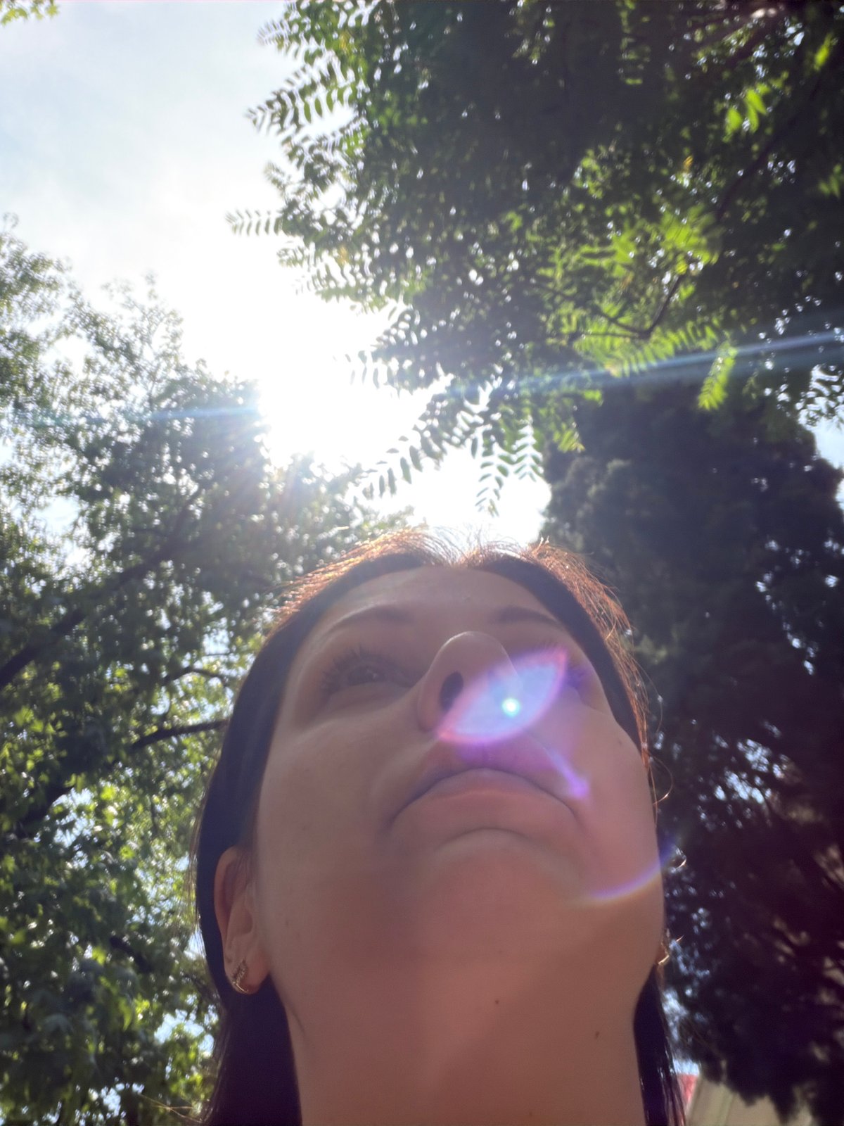Woman documents morning activities across Sochi, Russia locations