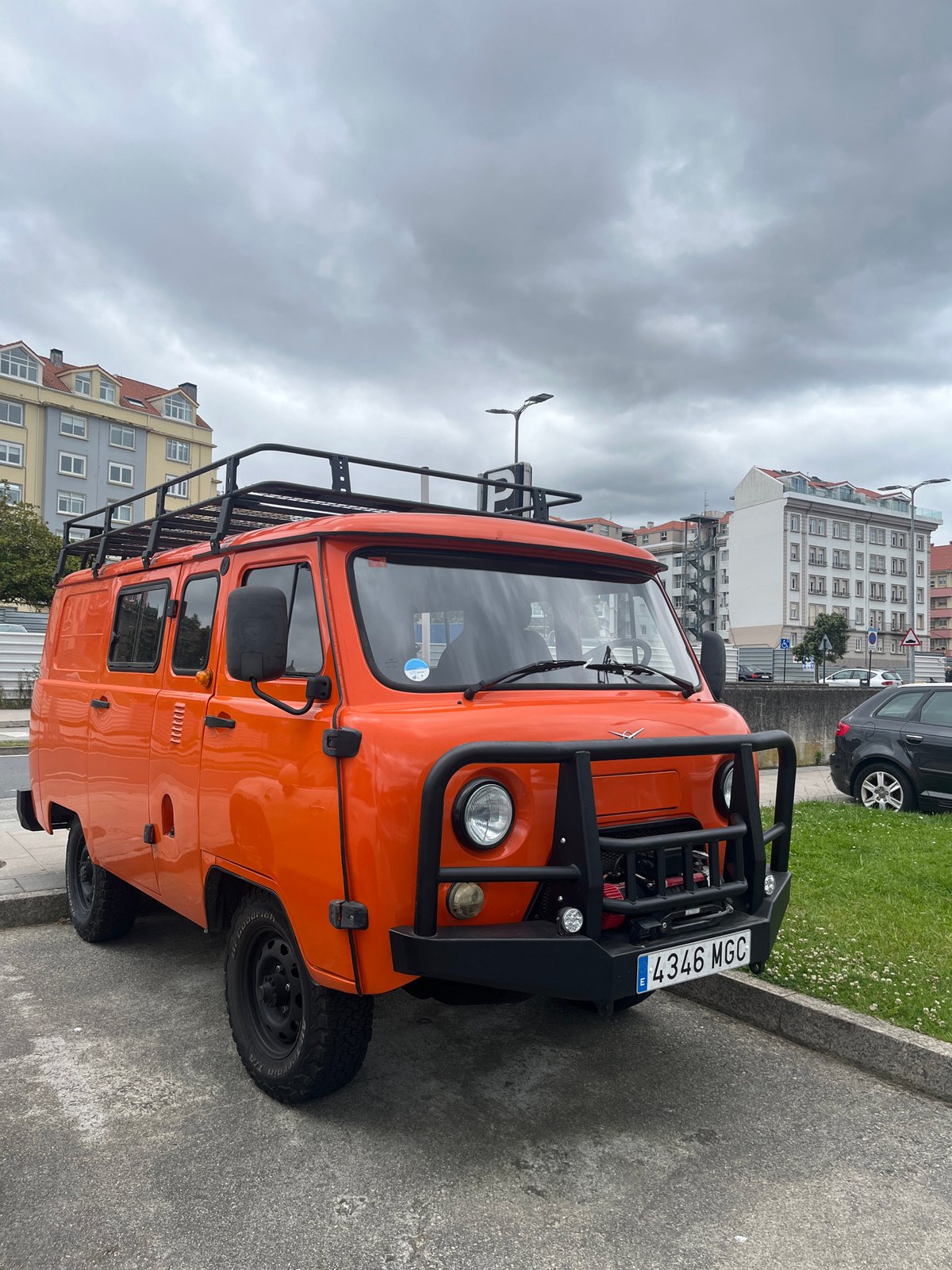 Witness documents diverse A Coruña landmarks and streetscapes