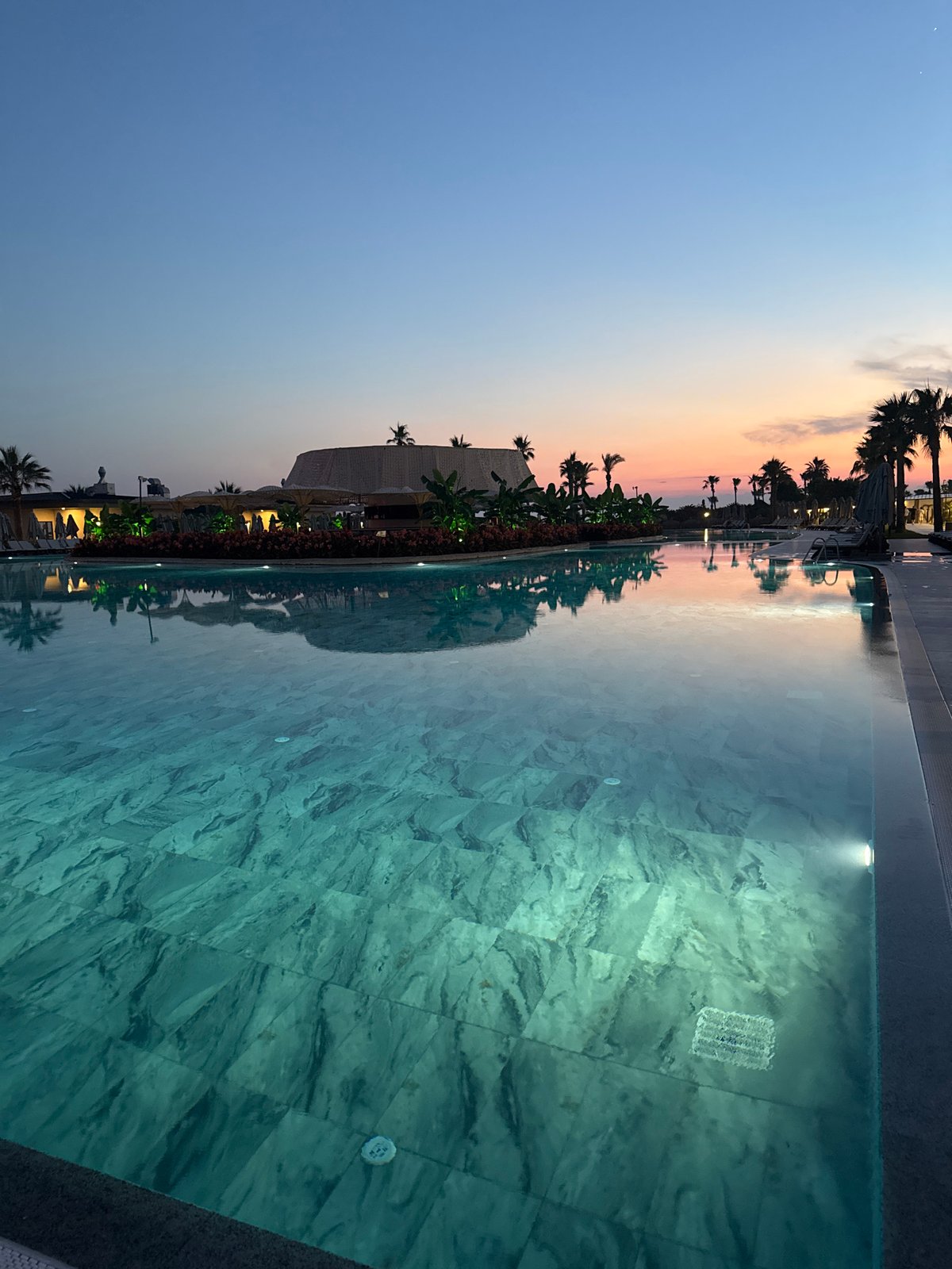 Evening resort entertainment and dining captured in Manavgat, Turkey