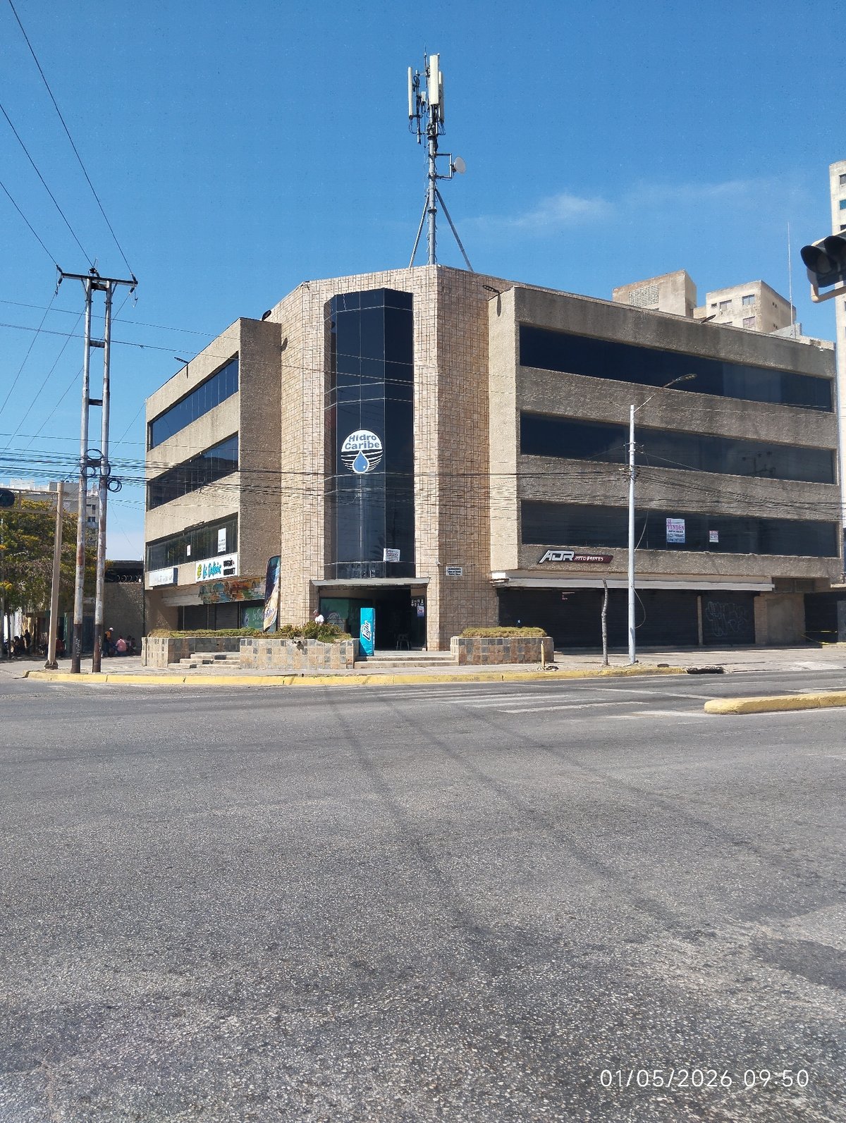 Commercial building documented in Porlamar street scene