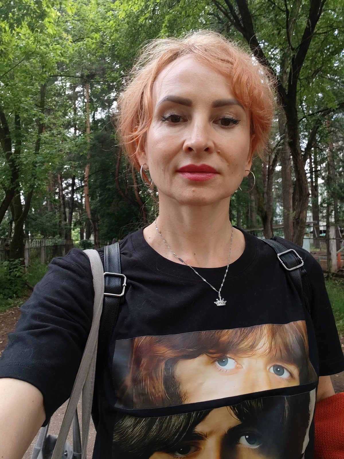Morning life in Chaikovsky: peonies, workspace, nature walks