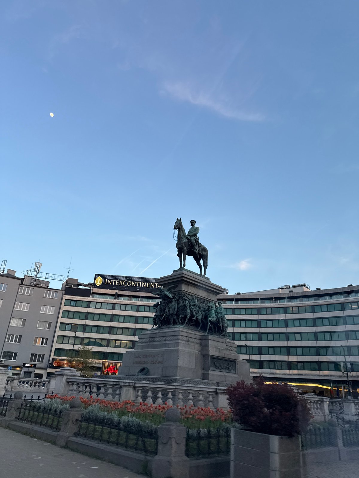 Tourist captures Sofia landmarks including university and equestrian statue
