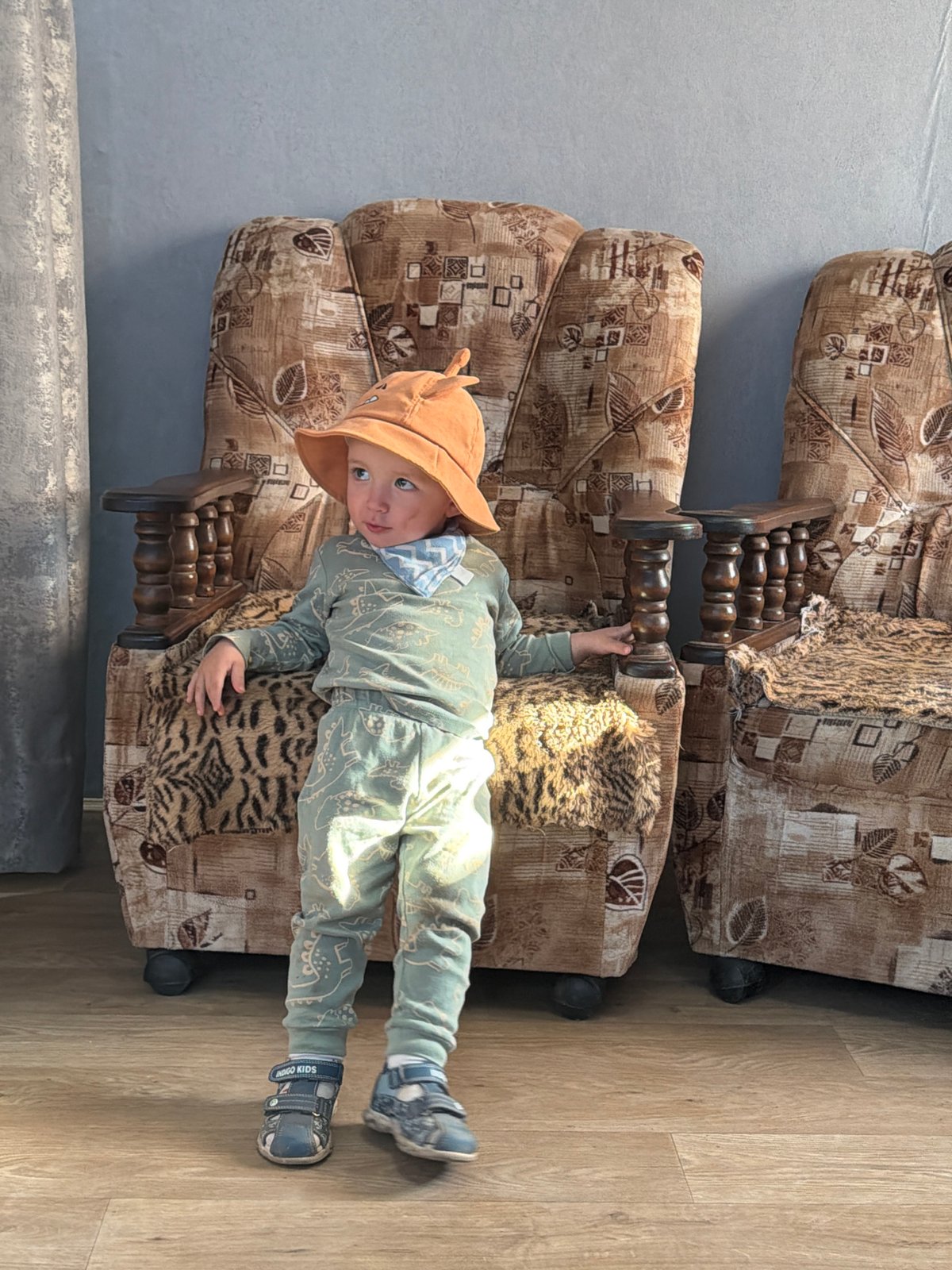 Family water day with indoor moments in Красный Маяк