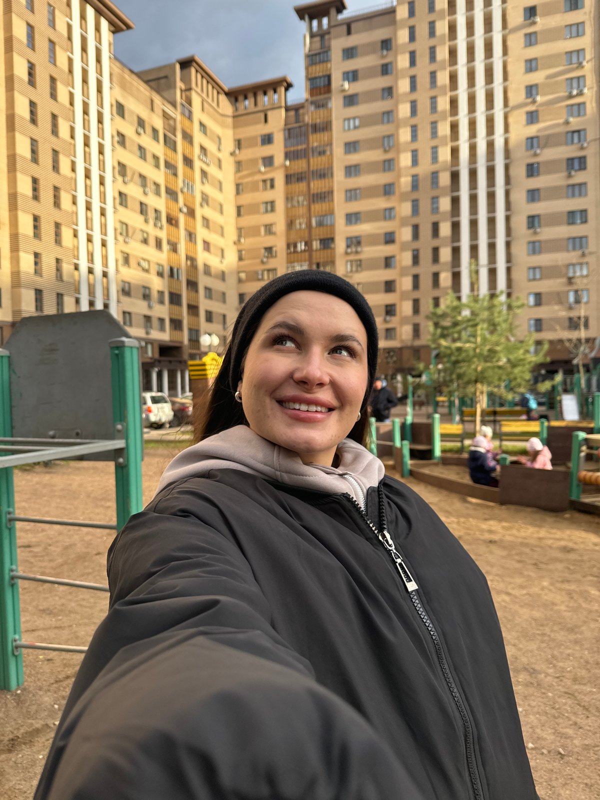 Family visits pet store, playground in Odintsovo Russia