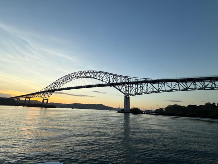 Tourist captures selfie near Panama Canal's Bridge of Americas