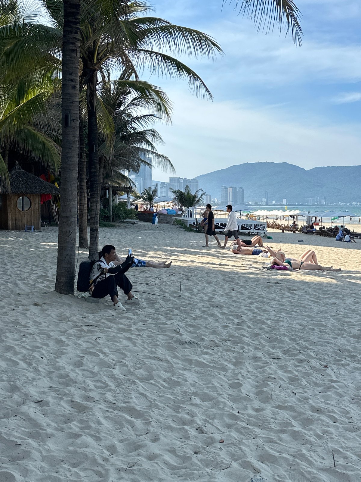Morning beach activities at My Khe Beach, Đà Nẵng