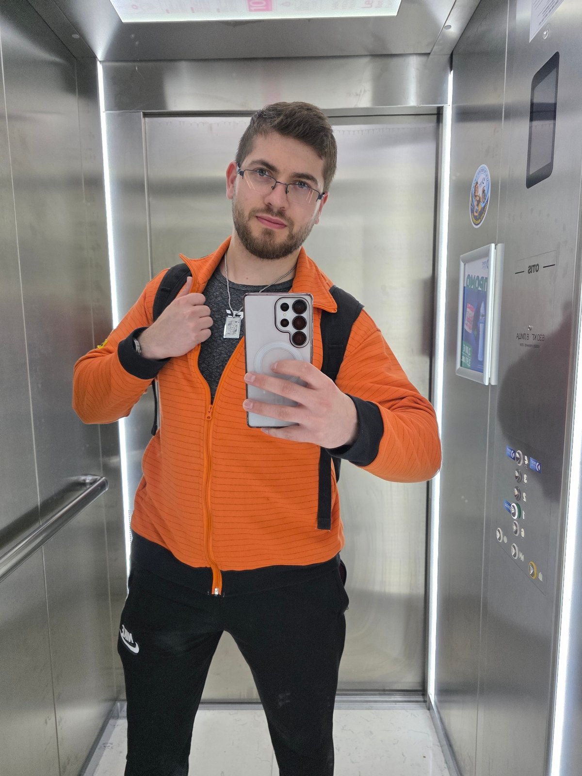 Man takes selfie in elevator in Plovdiv