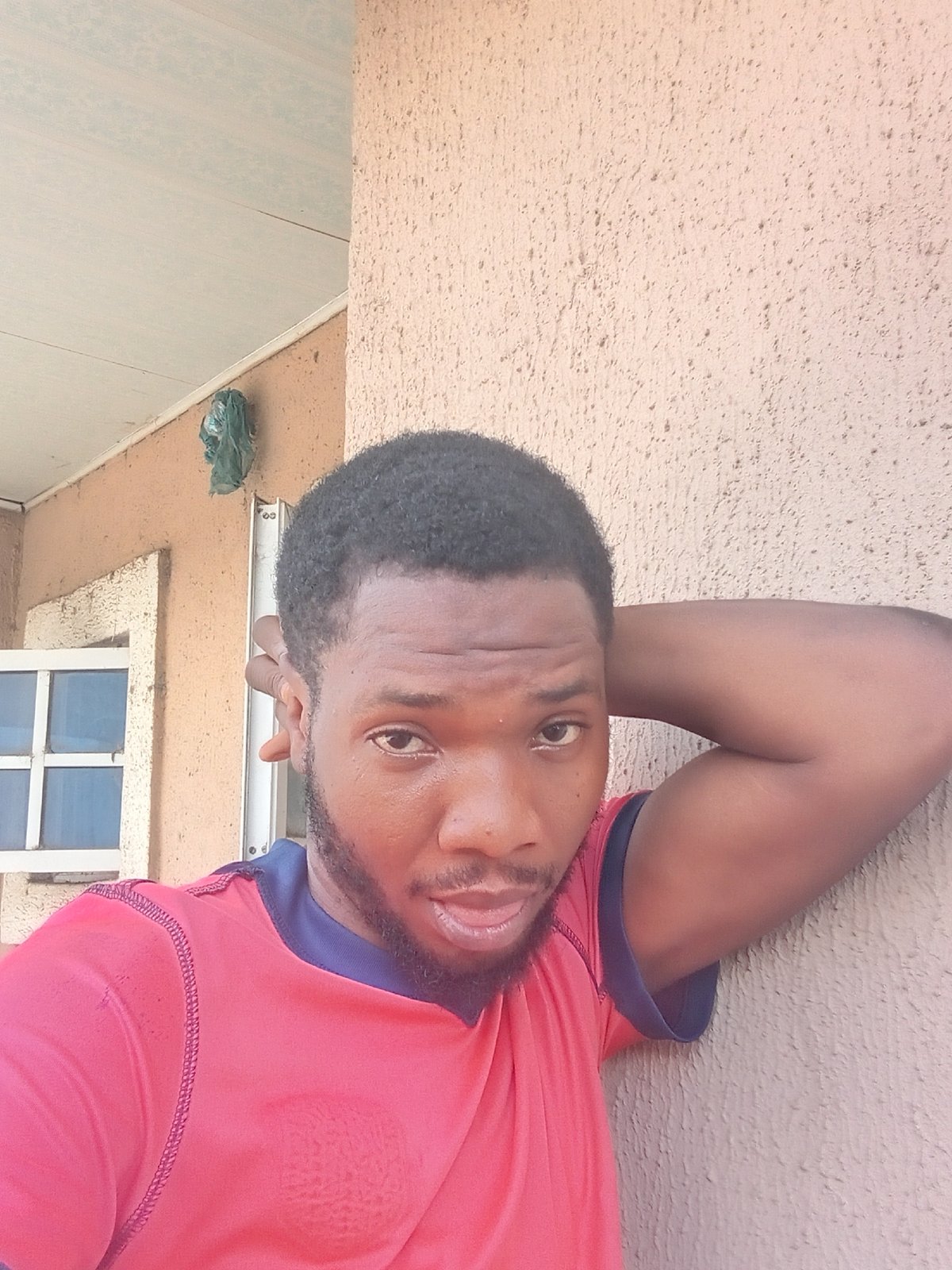 Man documents casual selfie session in Zango-ndaji, Nigeria