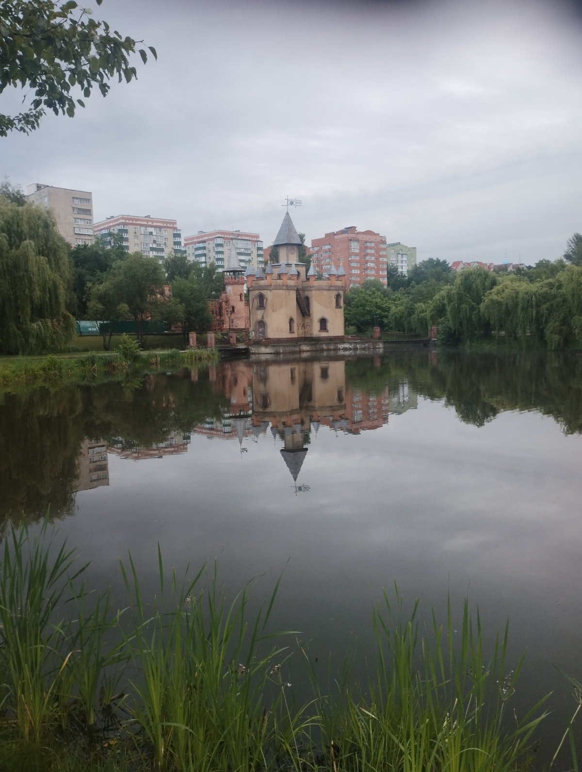 Rainy morning stroll through parks and landmarks in Sumy, Ukraine