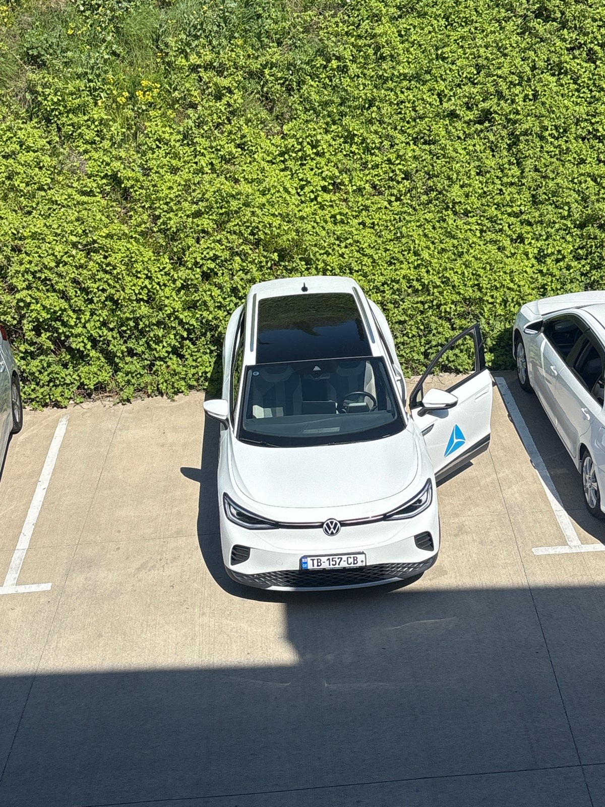 Electric SUV spotted parked in Tbilisi urban area