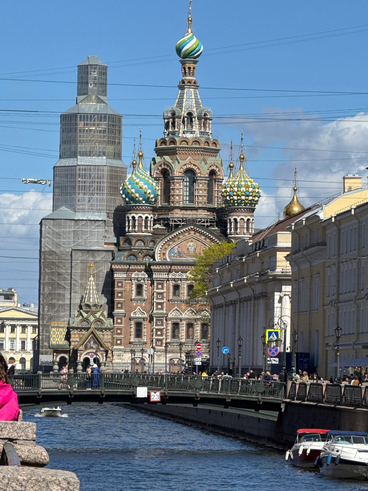 Morning scenes captured around Saint Petersburg's historic landmarks