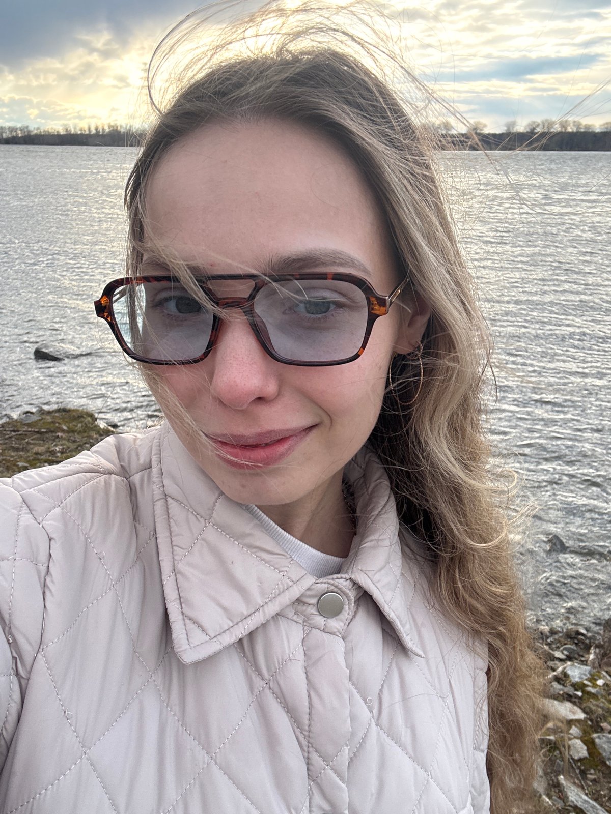 Woman takes selfie in Noviy, Russia
