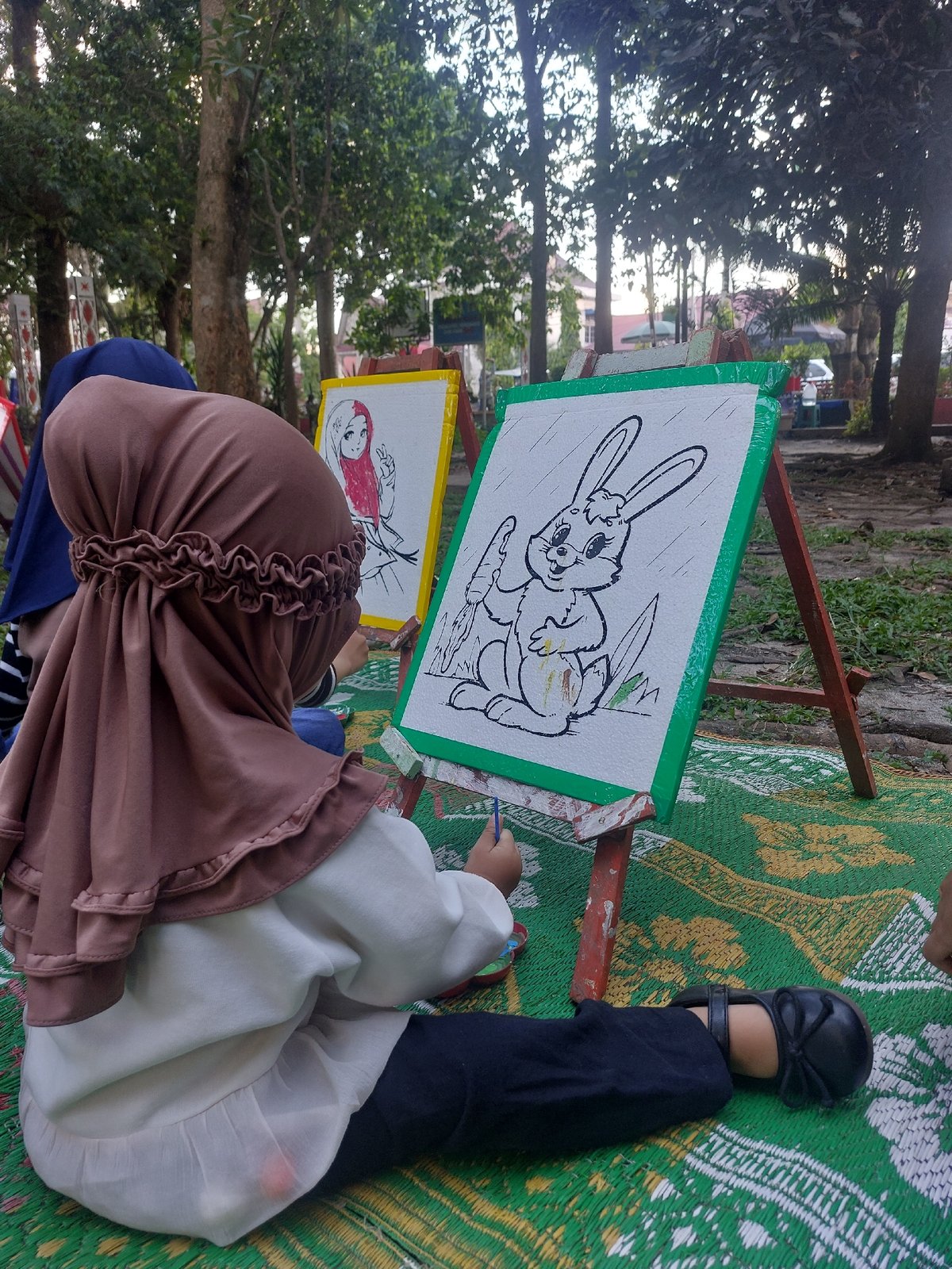 Community art and fitness gathering in Pematang Siantar park