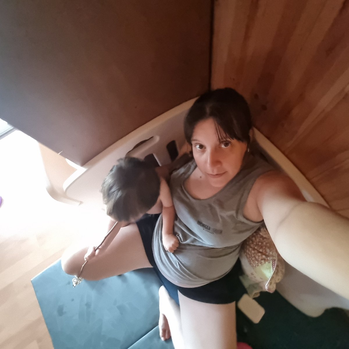 Slow summer morning at a rural South Korean cabin with kids and pets
