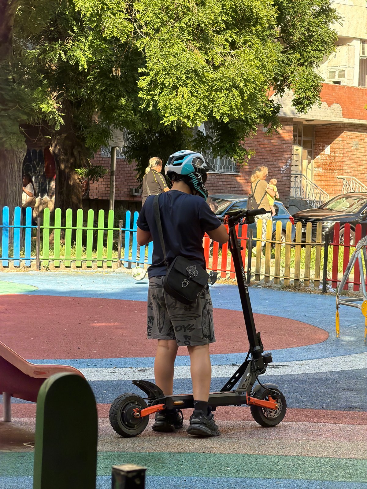 Afternoon playground scenes and wildlife in Burgas residential area
