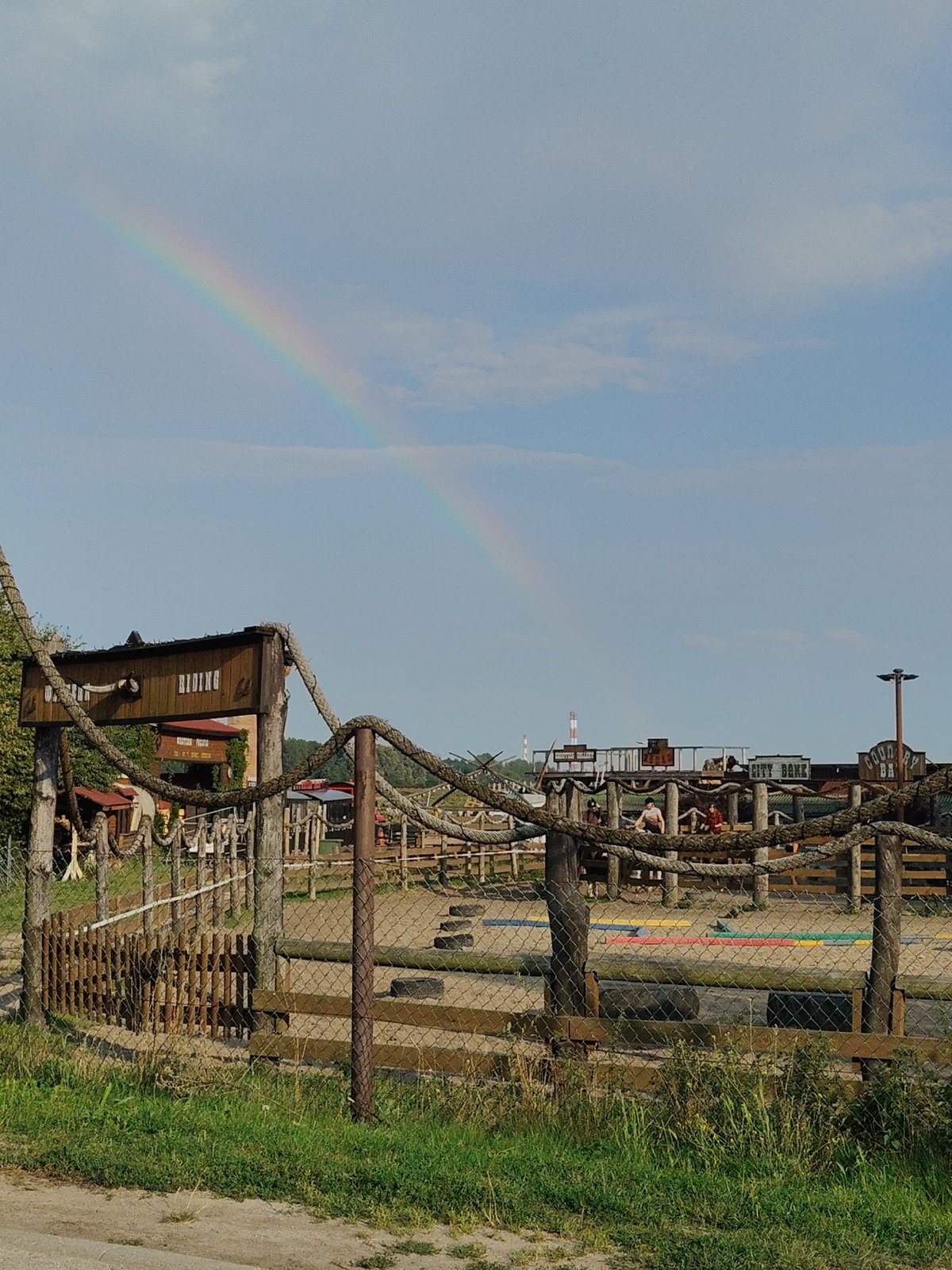 Afternoon wander through a Polish ranch and rural Dębogórze